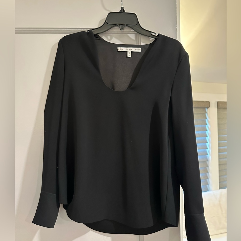 And other stories black top size 6